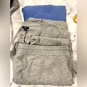 Bundle of XL/XXL cozy leisure-wear / pajamas